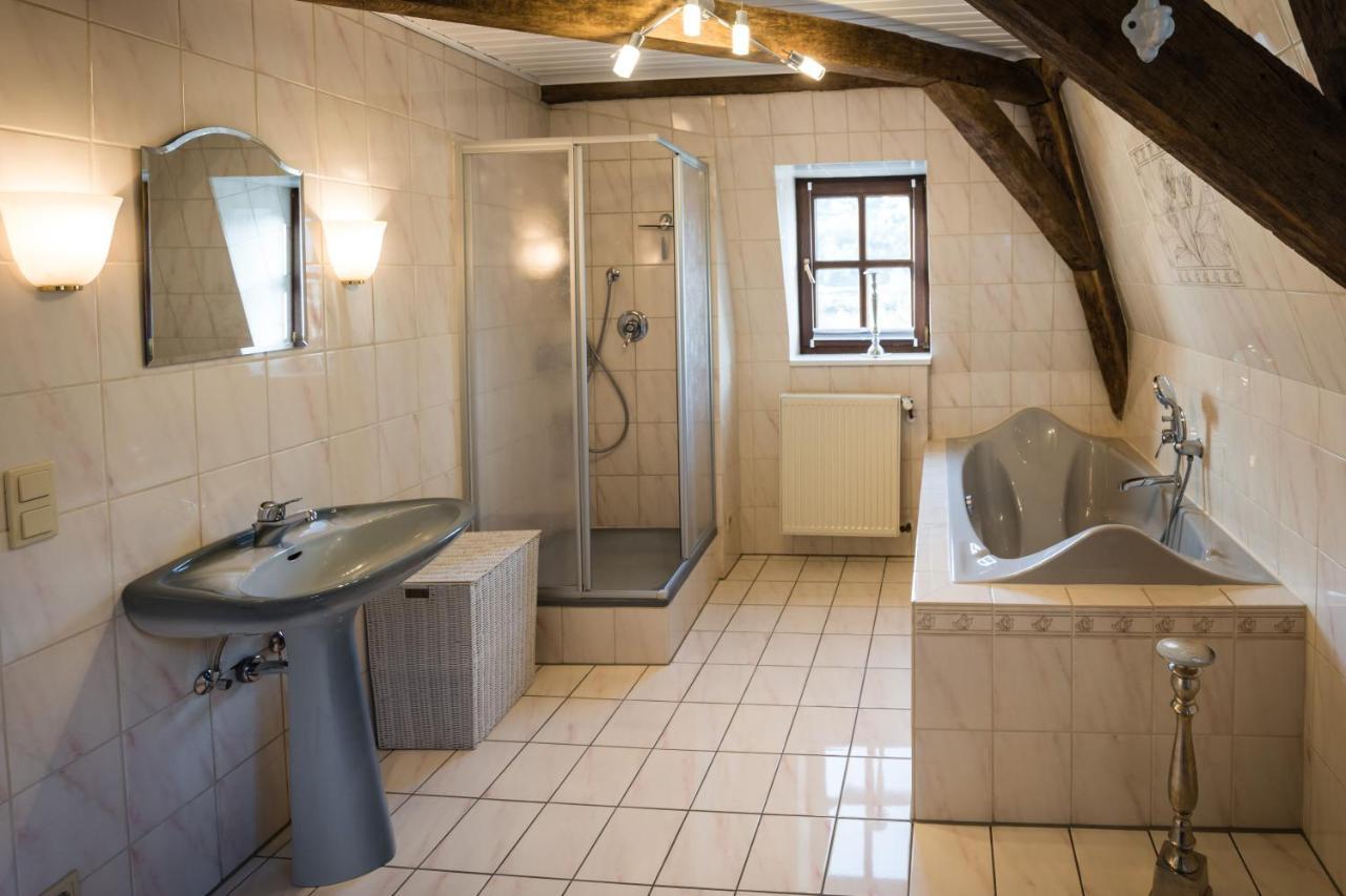Rissbacher Hof Mansarde Anno 1737 Traben-Trarbach Exterior foto